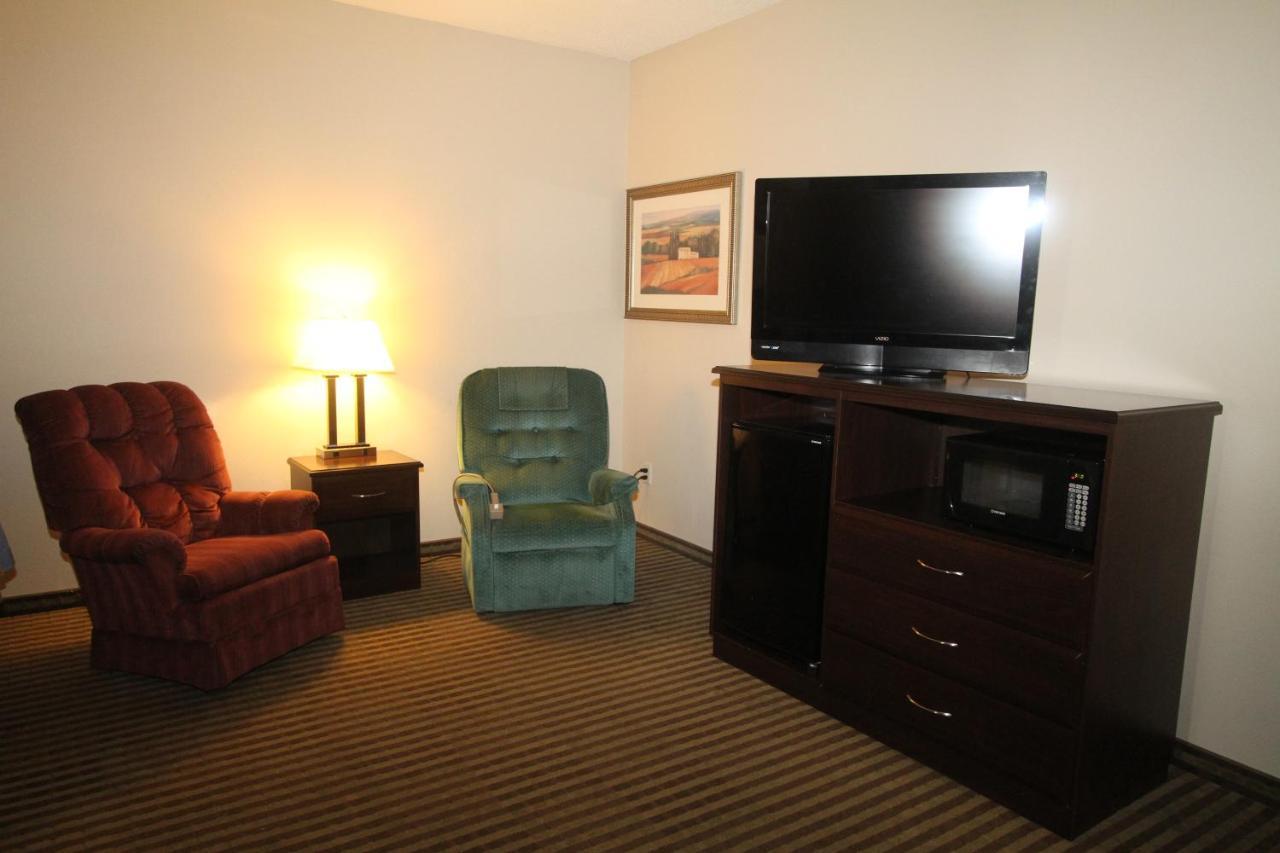 Bowman Inn And Suites Экстерьер фото
